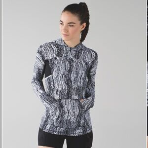 Lululemon Runbeam Hoodie Texture Twist Black White Size 6